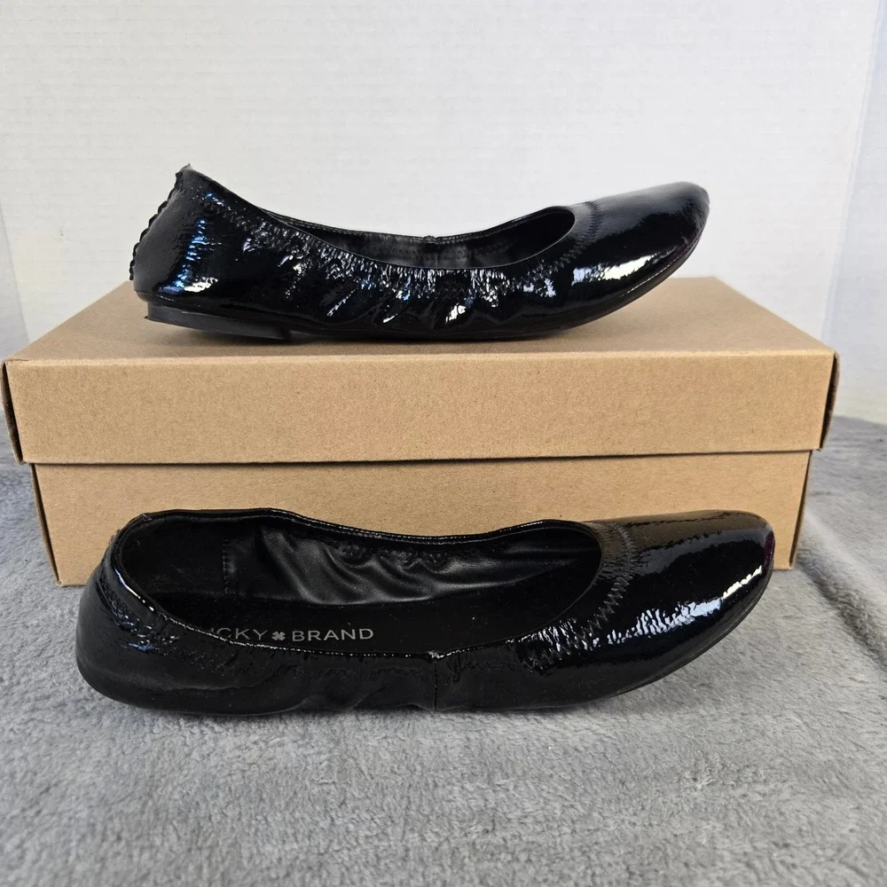 Lucky Brand Emmie Ballet Flats Black Patent Leather Round Toe Shoes 6M LK-EMMIE